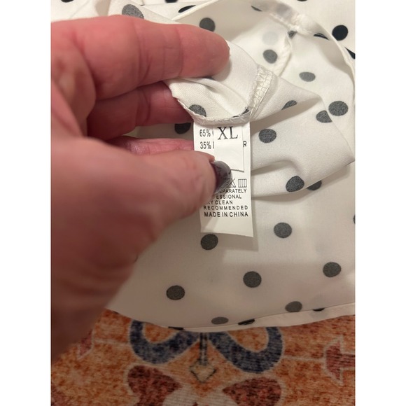 NWT white black polka dot vneck ruffle short sleeve blouse old money staple‎ top - Picture 5 of 8